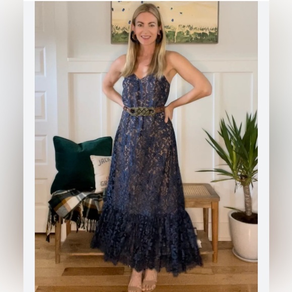 ANTHROPOLOGIE Moulinette Soeurs CELESTIAL LACE MAXI BLUE DRESS SZ 4 - Picture 3 of 16